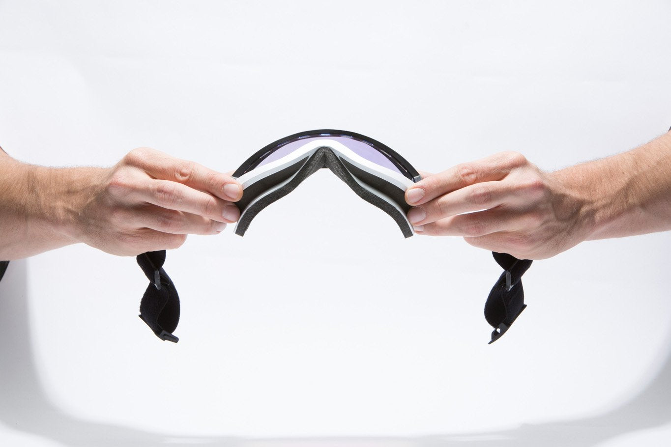 Snowboard goggle product photo