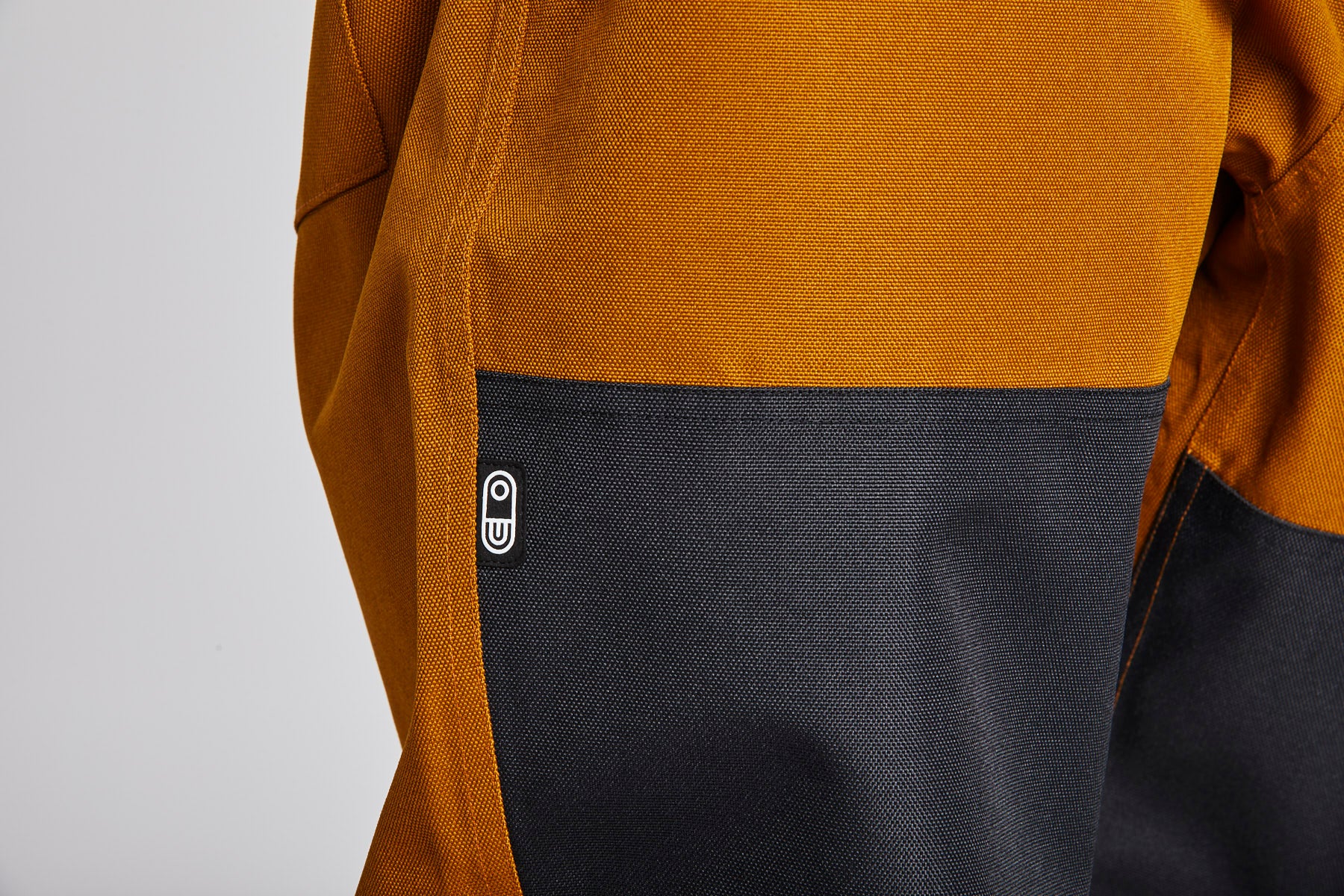 Mens snowboard pants detail photo