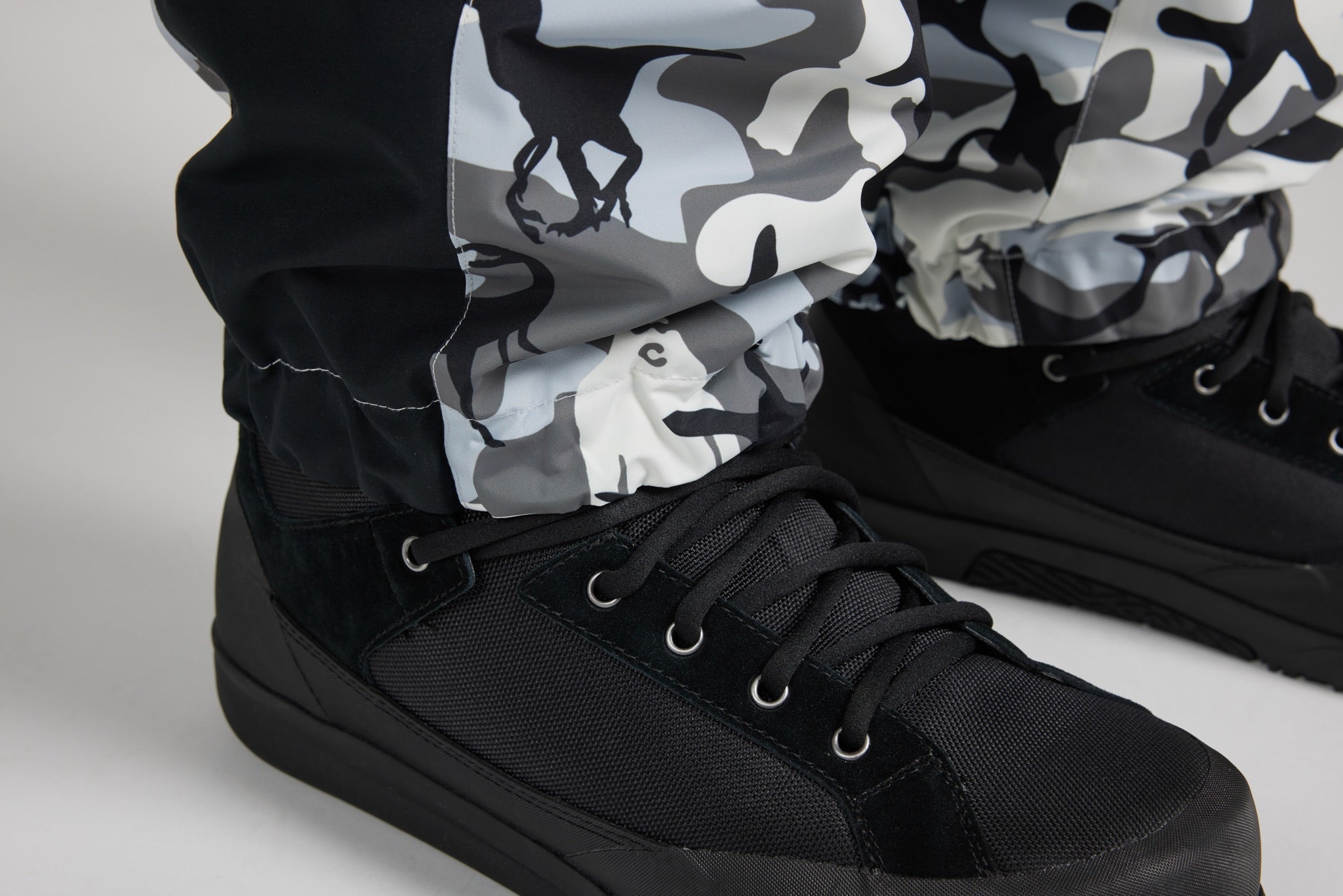 Access Pant - Sale