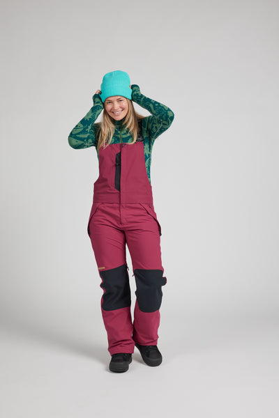 SASSY_BEAST_BIB_HERO2_2526_gra